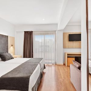 Dreibettzimmer